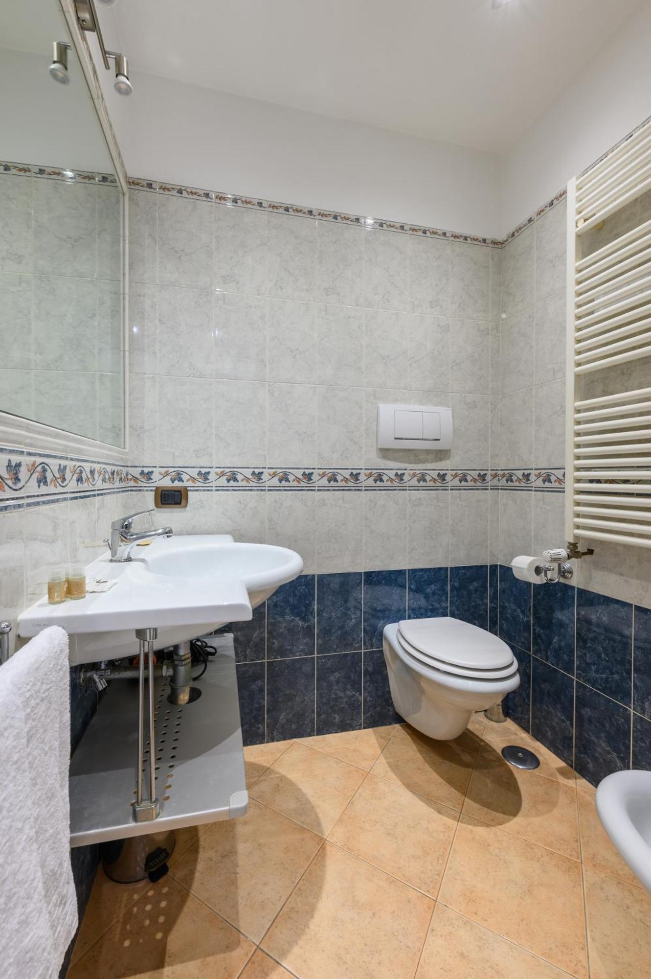 Crosti Apartments Рим Экстерьер фото